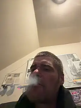 Snapshot of basje344 chatting on April 26, 12:41 am basje344 online show from April 26, 12:41 am