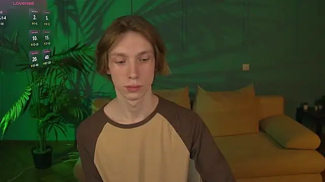 Daniel Schmidt online show from May 5, 5:26 am