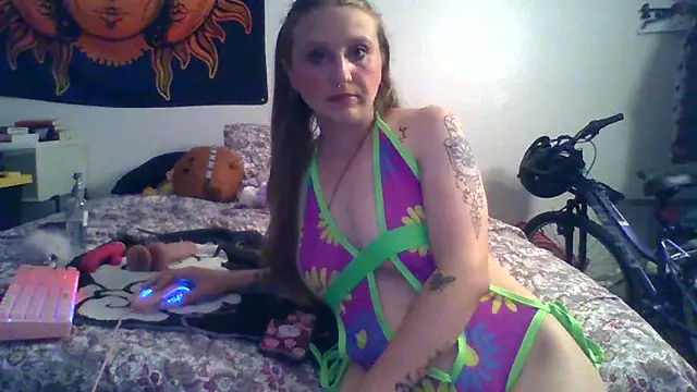 BunnyHooppss online show from June 10, 5:56 pm