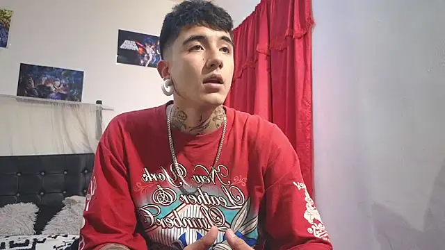 charles carterxxx online show from June 4, 7:53 pm