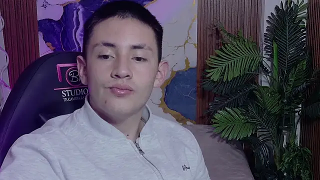 Andres Tay online show from May 25, 2:17 am