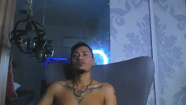 AlexandriuWolf online show from May 21, 3:13 am