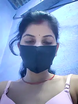 Snapshot of RUHI_1143 chatting on April 29, 6:03 pm RUHI 1143 online show from April 29, 6:03 pm