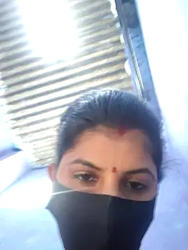 Snapshot of RUHI_1143 chatting on June 21, 5:21 am RUHI 1143 online show from June 21, 5:21 am