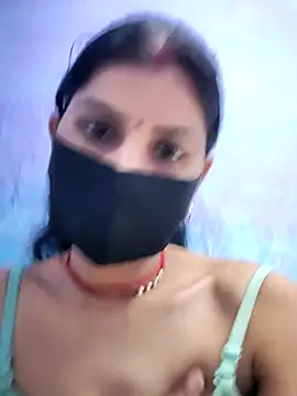 Snapshot of RUHI_1143 chatting on June 24, 4:55 am RUHI 1143 online show from June 24, 4:55 am