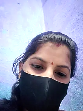 Snapshot of RUHI_1143 chatting on June 27, 6:13 pm RUHI 1143 online show from June 27, 6:13 pm