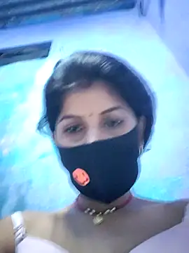 Snapshot of RUHI_1143 chatting on July 2, 10:49 pm RUHI 1143 online show from July 2, 10:49 pm