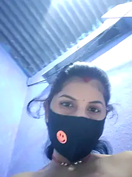 Snapshot of RUHI_1143 chatting on July 6, 8:11 pm RUHI 1143 online show from July 6, 8:11 pm