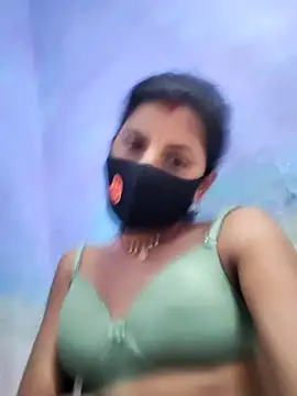 Snapshot of RUHI_1143 chatting on July 11, 7:55 am RUHI 1143 online show from July 11, 7:55 am