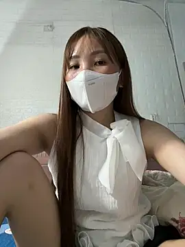 Snapshot of Miu-lete chatting on April 24, 5:37 pm Miu-lete online show from April 24, 5:37 pm