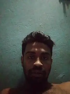 Snapshot of desibullboybd chatting on May 10, 2:33 pm desibullboybd online show from May 10, 2:33 pm