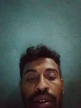 Snapshot of desibullboybd chatting on May 11, 4:18 am desibullboybd online show from May 11, 4:18 am