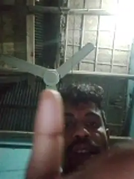 Snapshot of desibullboybd chatting on May 12, 4:42 am desibullboybd online show from May 12, 4:42 am