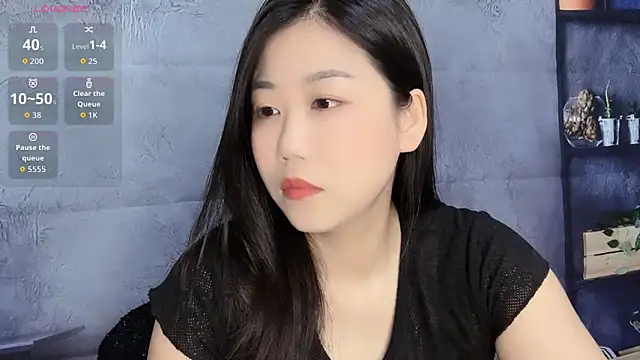 F-Yuwei online show from April 30, 12:44 pm