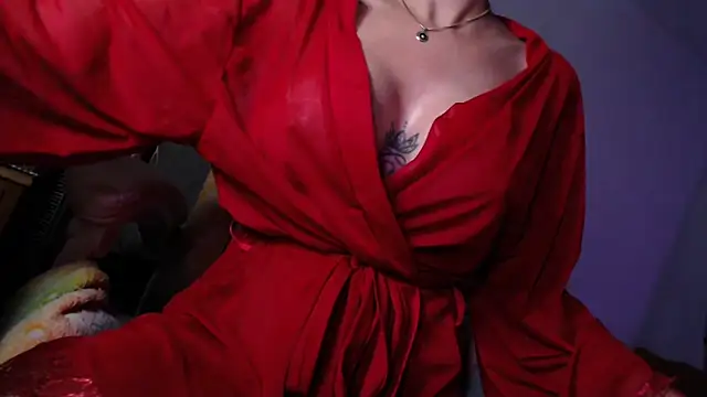 missydiorr10 online show from May 7, 9:36 am