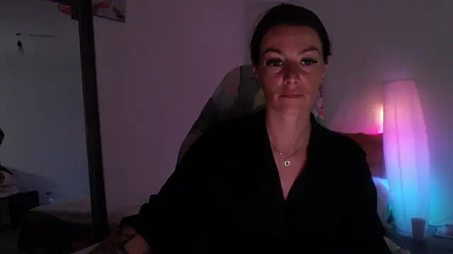 missydiorr10 online show from May 11, 9:26 am
