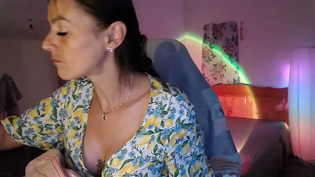 missydiorr10 online show from May 26, 10:44 am