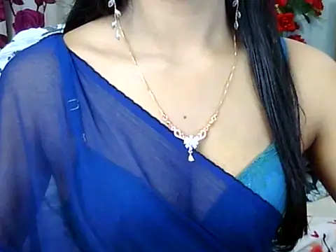 Alina Nur online show from May 14, 2:35 pm