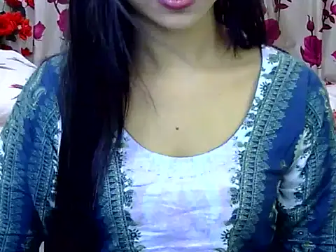 Snapshot of Alina_Nur chatting on June 27, 2:23 pm Alina Nur online show from June 27, 2:23 pm
