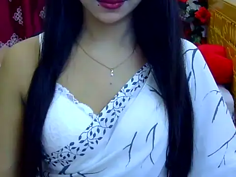 Snapshot of Alina_Nur chatting on July 24, 8:07 pm Alina Nur online show from July 24, 8:07 pm
