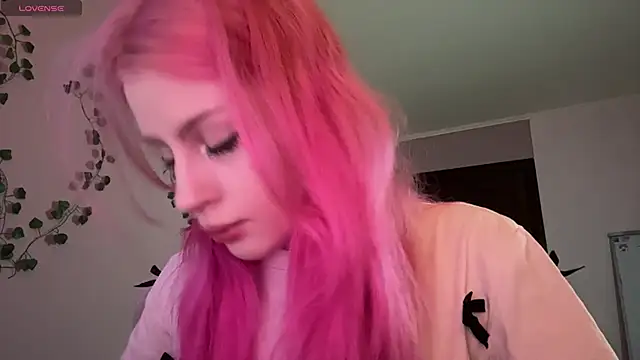 Snapshot of milimoon chatting on May 13, 4:48 pm milimoon online show from May 13, 4:48 pm