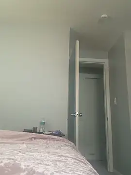 Snapshot of richierichelle chatting on May 16, 1:43 pm richierichelle online show from May 16, 1:43 pm