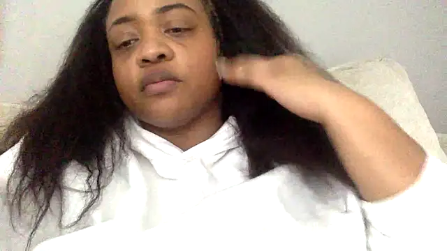 Snapshot of richierichelle chatting on May 19, 9:32 pm richierichelle online show from May 19, 9:32 pm