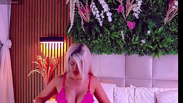 BunnyGoneBad online show from May 20, 4:51 am