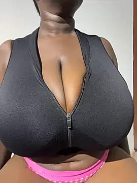 Snapshot of bigBaebyy chatting on July 3, 2:34 pm bigBaebyy online show from July 3, 2:34 pm