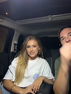 Snapshot of jessicablondexxx chatting on July 5, 9:11 pm jessicablondexxx online show from July 5, 9:11 pm