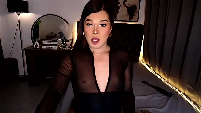 Snapshot of Empress_Candice chatting on May 2, 10:53 am Empress Candice online show from May 2, 10:53 am