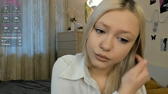 MidnightPoise online show from May 15, 4:52 am