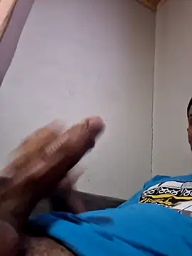 Snapshot of casadocalixaba028 chatting on May 23, 11:03 am casadocalixaba028 online show from May 23, 11:03 am