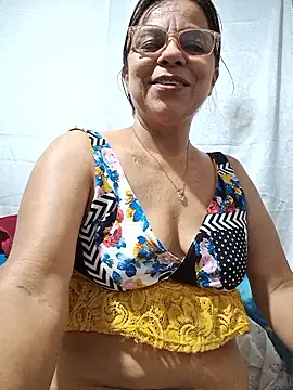 Snapshot of Sweet-Hot-Sucking chatting on May 2, 11:37 am Sweet-Hot-Sucking online show from May 2, 11:37 am