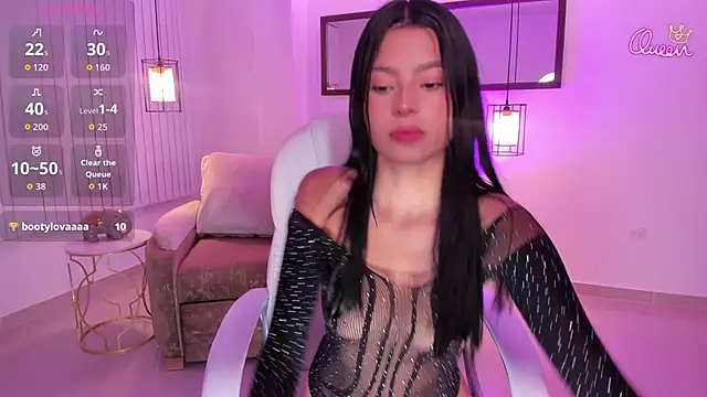 Snapshot of amber_willow chatting on May 3, 2:17 am amber willow online show from May 3, 2:17 am