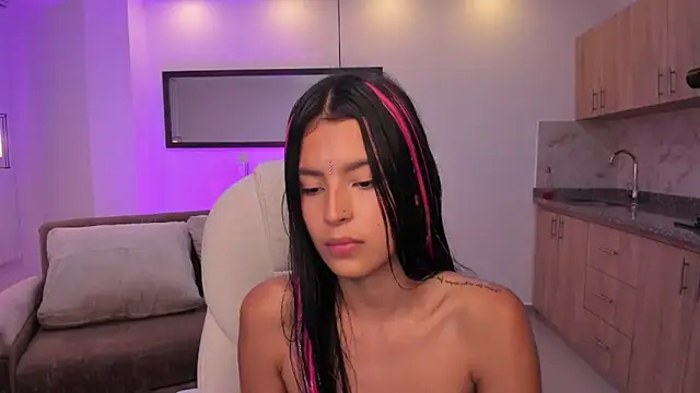 Snapshot of amber_willow chatting on May 16, 10:36 am amber willow online show from May 16, 10:36 am