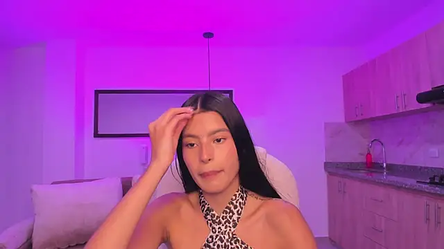Snapshot of amber_willow chatting on May 18, 4:07 am amber willow online show from May 18, 4:07 am
