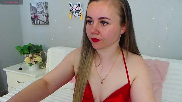 Snapshot of MeryCheris chatting on May 3, 12:44 pm MeryCheris online show from May 3, 12:44 pm