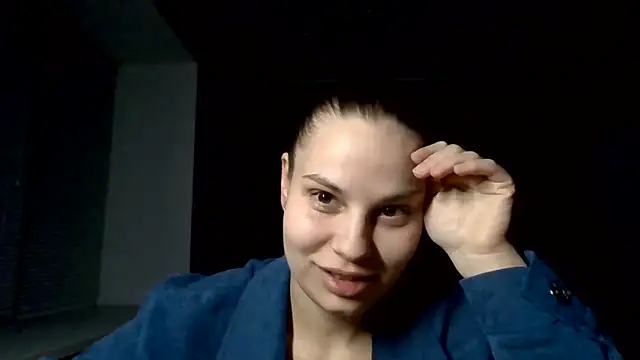  Linsyy ee  online show from April 27, 6:28 pm