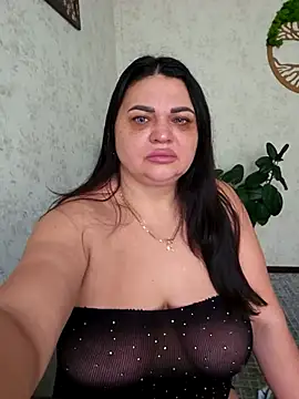 -CUTE-EVVIL- online show from April 29, 5:44 am