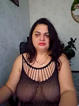 -CUTE-EVVIL- online show from April 30, 6:03 pm