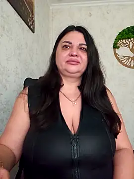 -CUTE-EVVIL- online show from May 6, 5:14 am