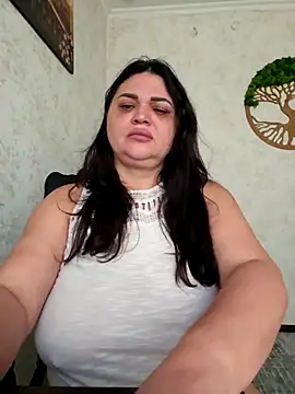 -CUTE-EVVIL- online show from May 8, 5:57 am