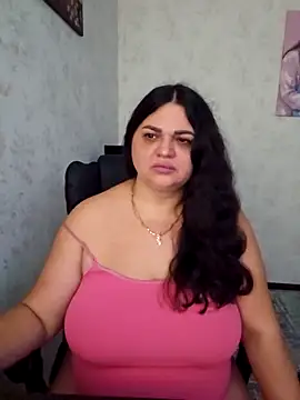-CUTE-EVVIL- online show from May 12, 4:48 pm