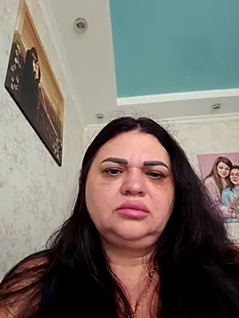 -CUTE-EVVIL- online show from May 18, 5:24 am