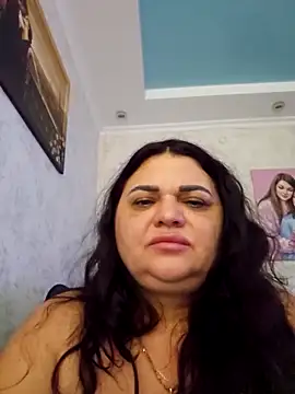 -CUTE-EVVIL- online show from May 23, 7:40 pm