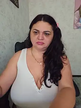 -CUTE-EVVIL- online show from May 27, 6:21 am