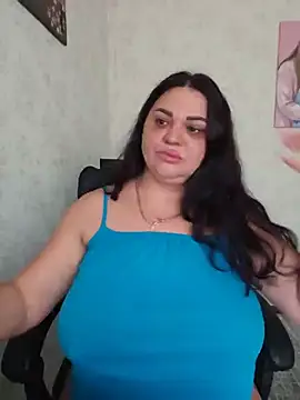 -CUTE-EVVIL- online show from May 30, 7:49 am