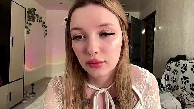 Elinthegreat online show from May 10, 3:06 pm