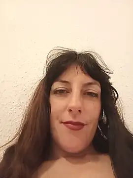 Snapshot of Valeriadolce chatting on May 16, 12:40 am Valeriadolce online show from May 16, 12:40 am